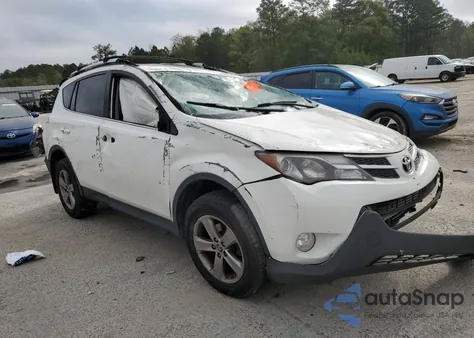 2015 Toyota Rav4 Xle z USA, uszkodzony, nr VIN JTMWFREVXFJ049050